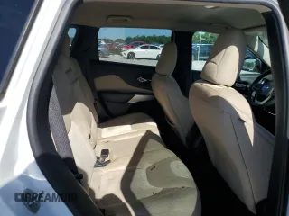 2018 Jeep Cherokee Latitude z VIN 1C4PJLCB4JD558826, wystawiony jako Copart lot #57898555 z przebiegiem 112 498 mil mil oraz Szkoda całkowita • Salvage title. Historia ofert i sprzedaży dostępna na DreamBid. Obrazek 10.