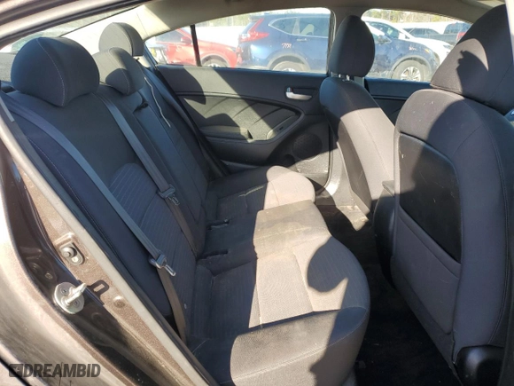 2018 Kia Forte LX with VIN 3KPFL4A79JE218466, listed as a Copart auction lot 42838905 with 125,685 mi miles and Clean Title. Bid and sale history available at carsss.com. Image 10.