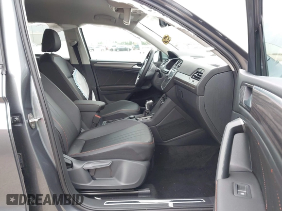 2024 Volkswagen Tiguan Wolfsburg Edition with VIN 3VV5B7AX6RM234966, listed as a IAAI auction lot 42780418 with 11,793 mi miles and . Bid and sale history available at DreamBid. Image 5.