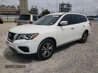 2019 Nissan Pathfinder SV z VIN 5N1DR2MN0KC620658, wystawiony jako Copart lot #55607245 z przebiegiem 114 049 mil mil oraz Szkoda całkowita • Salvage title. Historia ofert i sprzedaży dostępna na DreamBid. Obrazek 1.