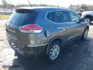 2015 Nissan Rogue S with VIN KNMAT2MT8FP528798, listed as a IAAI auction lot 41878426 with 75,806 mi miles. Bid and sale history available at carsss.com. Image 4.