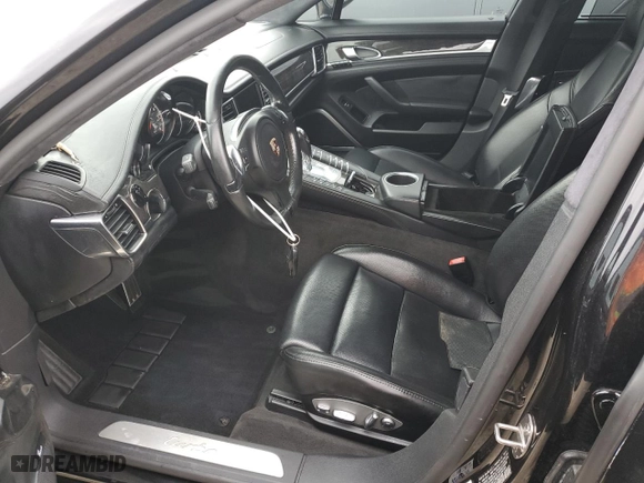 2012 Porsche Panamera Turbo with VIN WP0AC2A77CL090348, listed as a Copart auction lot 78718204 with 0 mi miles and Salvage Title. Bid and sale history available at carsss.com. Image 7.