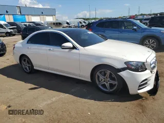 2020 Mercedes-Benz E-Class E 350 with VIN WDDZF8EB9LA728404, listed as a Copart auction lot 71606464 with 32,759 mi miles and Clean Title. Bid and sale history available at carsss.com. Image 4.