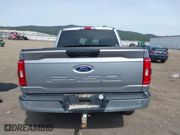 2021 Ford F-150 XL z VIN 1FTFW1E5XMFA28555, wystawiony jako IAAI lot #41814344 z przebiegiem 31 680 mil mil oraz . Historia ofert i sprzedaży dostępna na DreamBid. Obrazek 16.