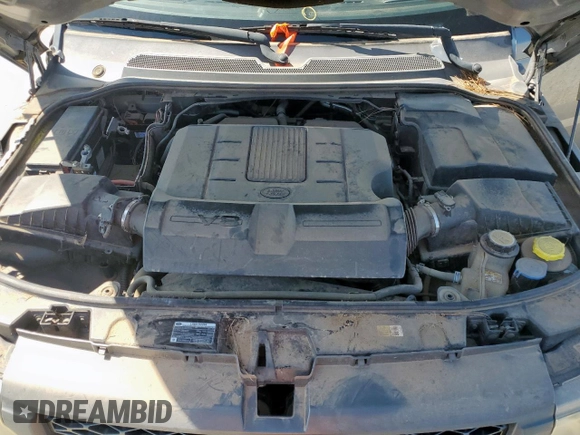 2011 Land Rover Range Rover Sport HSE Lux with VIN SALSK2D41BA712907, listed as a Copart auction lot 62935655 with 122,519 mi miles and Clean title. Bid and sale history available at DreamBid. Image 11.