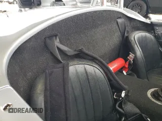 1965 Ford Mustang z VIN CHR2538P870007, wystawiony jako Copart lot #41998005 z przebiegiem 25 925 mil mil oraz Szkoda całkowita • Salvage title. Historia ofert i sprzedaży dostępna na DreamBid. Obrazek 10.