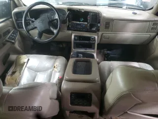 2004 Chevrolet Suburban Z71 with VIN 3GNFK16Z54G233879, listed as a Copart auction lot 87713175 with 155,438 mi miles and Salvage Title. Bid and sale history available at carsss.com. Image 8.