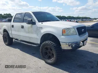 2006 Ford F-150 XLT with VIN 1FTPW12546FA22827, listed as a IAAI auction lot 42080480 with 210,357 mi miles. Bid and sale history available at carsss.com. Image 1.