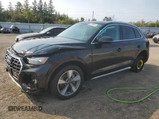 2024 Audi Q5 Komfort with VIN WA1AAAFY3R2033476, listed as a Copart auction lot 65799434 with 7,847 mi miles and Salvage Title. Bid and sale history available at carsss.com. Image 1.