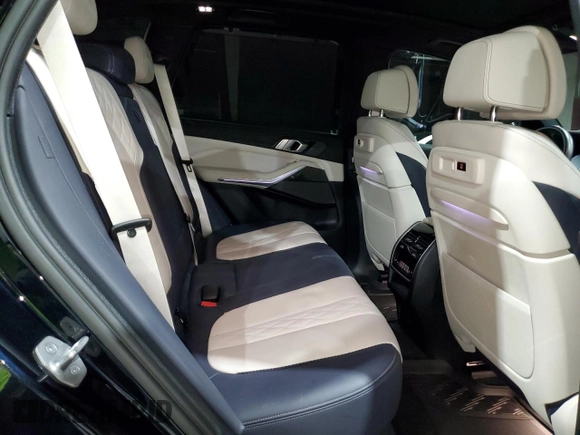 2022 BMW X5 M50i with VIN 5UXJU4C01N9L13393, listed as a Copart auction lot 86574334 with 36,618 mi miles and Salvage Title. Bid and sale history available at carsss.com. Image 11.
