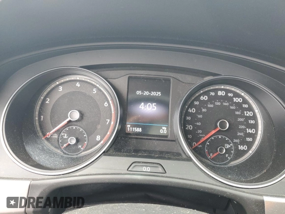2018 Volkswagen Atlas SE with VIN 1V2LR2CA3JC552318, listed as a Copart auction lot 56500065 with 111,588 mi miles and Salvage title. Bid and sale history available at DreamBid. Image 9.