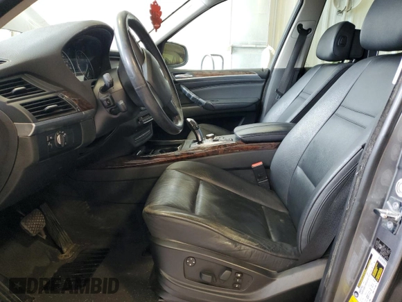 2009 BMW X5 35d z VIN 5UXFF03519LJ96315, wystawiony jako Copart lot #53144725 z przebiegiem Nie podano mil oraz Czysty tytuł • Clean title. Historia ofert i sprzedaży dostępna na DreamBid. Obrazek 7.