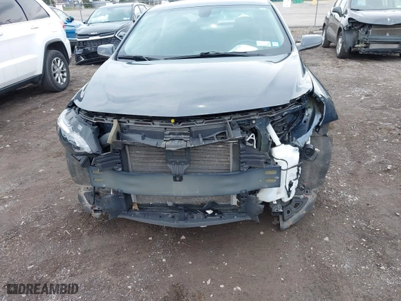 2020 Chevrolet Malibu RS with VIN 1G1ZG5ST6LF139230, listed as a IAAI auction lot 42037977 with 21,533 mi miles. Bid and sale history available at carsss.com. Image 10.