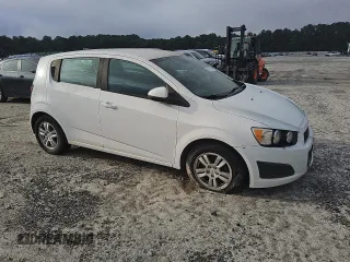 2012 Chevrolet Sonic LS z VIN 1G1JA6SH8C4108007, wystawiony jako Copart lot #58309035 z przebiegiem 147 249 mil mil oraz Czysty tytuł • Clean title. Historia ofert i sprzedaży dostępna na DreamBid. Obrazek 4.