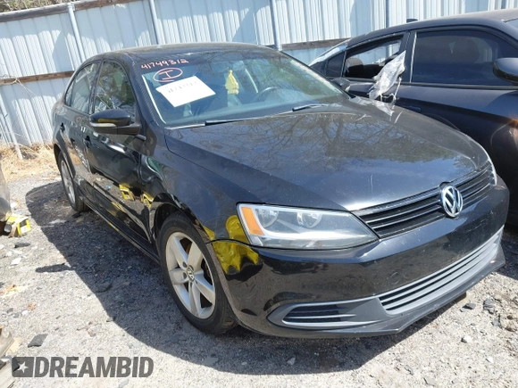 2012 Volkswagen Jetta Sedan TDI w/Premium & Nav with VIN 3VWLL7AJ1CM334735, listed as a IAAI auction lot 41749312 with 196,237 mi miles. Bid and sale history available at carsss.com. Image 1.