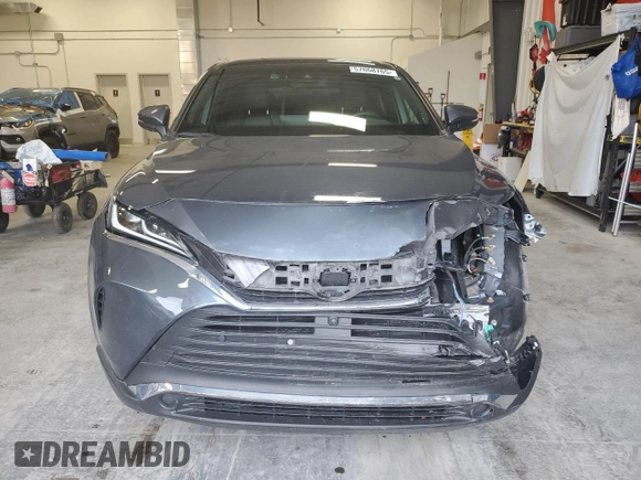 2021 Toyota Venza LE z VIN JTEAAAAH4MJ036619, wystawiony jako Copart lot #57668765 z przebiegiem 70 457 mil mil oraz Czysty tytuł • Clean title. Historia ofert i sprzedaży dostępna na DreamBid. Obrazek 5.