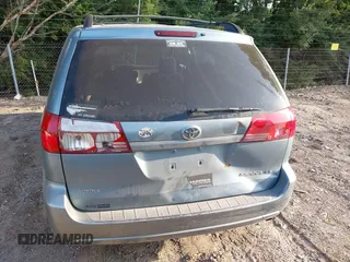 2005 Toyota Sienna CE with VIN 5TDZA23C55S303298, listed as a IAAI auction lot 42580654 with Not provided miles and . Bid and sale history available at DreamBid. Image 6.