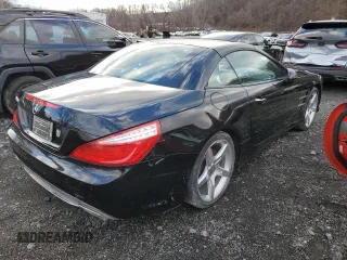 2013 Mercedes-Benz SL-Class SL 550 with VIN WDDJK7DA5DF013992, listed as a Copart auction lot 87237594 with 0 mi miles and Salvage Title. Bid and sale history available at carsss.com. Image 3.