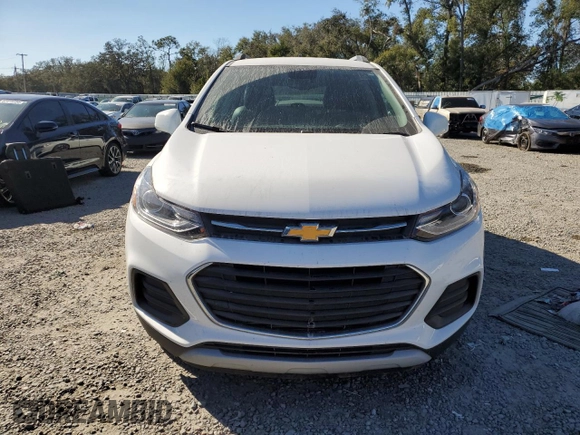 2019 Chevrolet Trax LT z VIN 3GNCJLSB1KL155891, wystawiony jako Copart lot #49586375 z przebiegiem Nie podano mil oraz Szkoda całkowita • Salvage title. Historia ofert i sprzedaży dostępna na DreamBid. Obrazek 5.