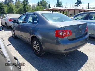 2006 Volkswagen Jetta 2.5L with VIN 3VWSF71K56M630177, listed as a IAAI auction lot 42643383 with 150,325 mi miles and . Bid and sale history available at DreamBid. Image 3.