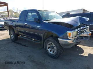 1996 Toyota T100 DX z VIN JT4UN22D8T0019270, wystawiony jako IAAI lot #41965165 z przebiegiem 217 150 mil mil oraz . Historia ofert i sprzedaży dostępna na DreamBid. Obrazek 1.
