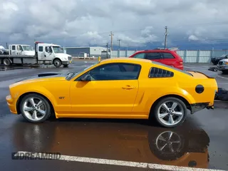 2007 Ford Mustang GT Deluxe with VIN 1ZVFT82H775239834, listed as a IAAI auction lot 41637789 with 175,655 mi miles. Bid and sale history available at carsss.com. Image 14.