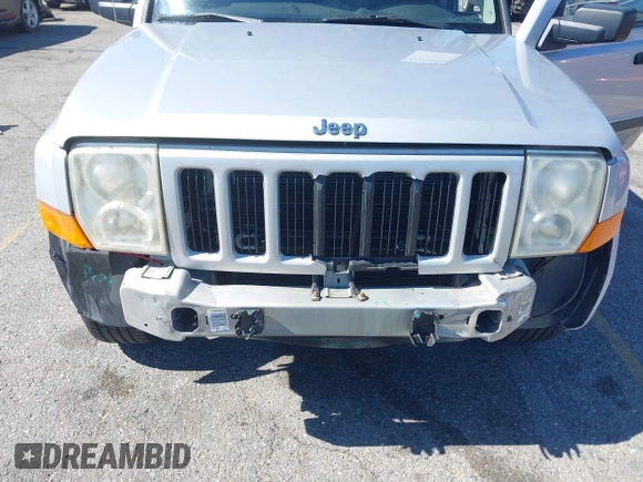 2006 Jeep Commander с VIN 1J8HH48NX6C330781, выставлен на аукционе IAAI как лот 41604799 с пробегом 117 200 миль миль и . История ставок и продаж доступна на DreamBid. Изображение 6.