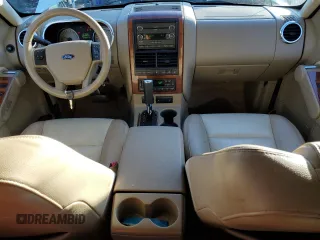 2009 Ford Explorer Eddie Bauer with VIN 1FMEU74869UA25702, listed as a Copart auction lot 88271485 with 153,858 mi miles and Clean title. Bid and sale history available at DreamBid. Image 8.
