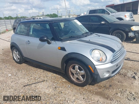 2008 MINI Hardtop with VIN WMWMF33578TU68033, listed as a IAAI auction lot 41939852 with 128,231 mi miles and . Bid and sale history available at DreamBid. Image 1.