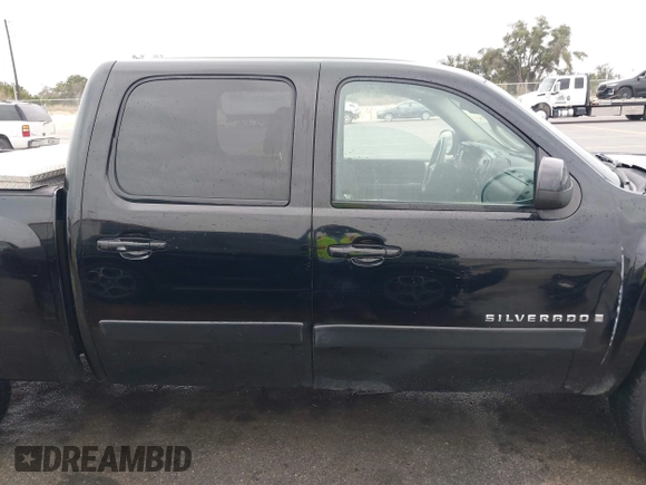 2008 Chevrolet Silverado 1500 1LT with VIN 3GCEC13JX8G147165, listed as a IAAI auction lot 41523796 with 206,104 mi miles and . Bid and sale history available at DreamBid. Image 13.