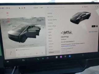 2024 Tesla Cybertruck z VIN 7G2CEHED6RA003275, wystawiony jako Copart lot #89005955 z przebiegiem 10 456 mil mil oraz Szkoda całkowita • Salvage title. Historia ofert i sprzedaży dostępna na DreamBid. Obrazek 9.