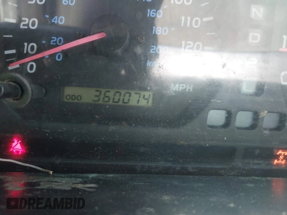 2000 Toyota Land Cruiser with VIN JT3HT05J8Y0123024, listed as a IAAI auction lot 42028792 with 360,074 mi miles. Bid and sale history available at carsss.com. Image 15.