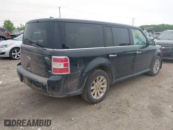 2010 Ford Flex SEL z VIN 2FMHK6CC2ABB29746, wystawiony jako IAAI lot #42365561 z przebiegiem 253 280 mil mil oraz . Historia ofert i sprzedaży dostępna na DreamBid. Obrazek 4.