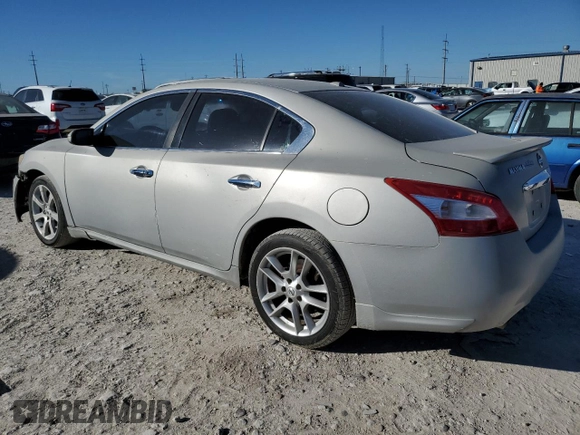 2010 Nissan Maxima SV with VIN 1N4AA5AP2AC802064, listed as a Copart auction lot 82380764 with 201,666 mi miles and Clean title. Bid and sale history available at DreamBid. Image 2.