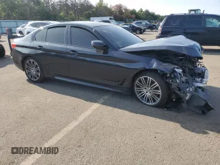 2019 BMW 5 Series 540i xDrive with VIN WBAJE7C57KWW14238, listed as a Copart auction lot 67701274 with Not Provided miles and Salvage Title. Bid and sale history available at carsss.com. Image 4.