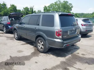 2007 Honda Pilot EX-L z VIN 5FNYF18517B001550, wystawiony jako IAAI lot #42263555 z przebiegiem 246 317 mil mil oraz . Historia ofert i sprzedaży dostępna na DreamBid. Obrazek 3.