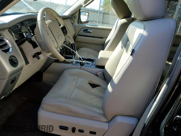 2013 Ford Expedition Max Limited с VIN 1FMJK1K5XDEF21521, выставлен на аукционе Copart как лот 85710414 с пробегом 211 737 миль миль и Списание • Salvage title. История ставок и продаж доступна на DreamBid. Изображение 7.