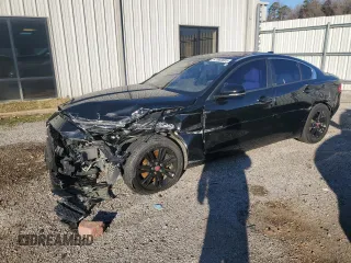 2017 Jaguar XE 25t Premium with VIN SAJAD4BG1HA950918, listed as a Copart auction lot 41660805 with 102,982 mi miles and Salvage Title. Bid and sale history available at carsss.com. Image 1.