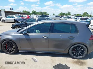 2016 Volkswagen GTI SE с VIN 3VW4T7AU2GM009032, выставлен на аукционе IAAI как лот 42244338 с пробегом 115 275 миль миль и . История ставок и продаж доступна на DreamBid. Изображение 14.