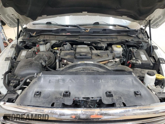 2018 Ram 2500 Limited z VIN 3C6UR5GL9JG213344, wystawiony jako Copart lot #42296735 z przebiegiem 91 813 mil mil oraz Szkoda całkowita • Salvage title. Historia ofert i sprzedaży dostępna na DreamBid. Obrazek 11.