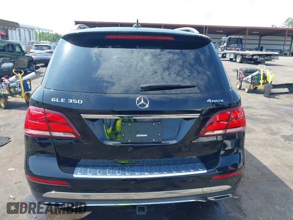 2018 Mercedes-Benz GLE 350 z VIN 4JGDA5HB1JB070660, wystawiony jako IAAI lot #42218013 z przebiegiem 66 626 mil mil oraz . Historia ofert i sprzedaży dostępna na DreamBid. Obrazek 16.