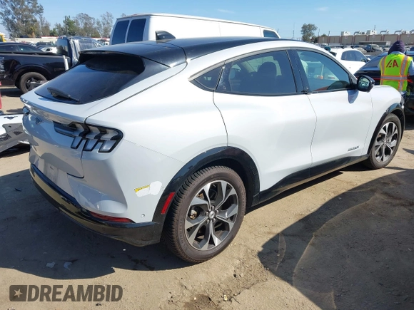 2022 Ford Mustang Mach-E Premium with VIN 3FMTK3SU1NMA45439, listed as a IAAI auction lot 41861182 with 26,094 mi miles and . Bid and sale history available at DreamBid. Image 4.