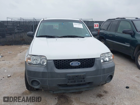 2005 Ford Escape XLS Value with VIN 1FMYU92Z05KB22565, listed as a IAAI auction lot 42277844 with 170,665 mi miles and . Bid and sale history available at DreamBid. Image 6.