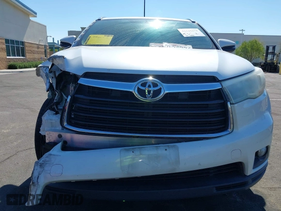 2015 Toyota Highlander XLE z VIN 5TDKKRFH8FS097572, wystawiony jako IAAI lot #42225373 z przebiegiem 115 490 mil mil oraz . Historia ofert i sprzedaży dostępna na DreamBid. Obrazek 13.