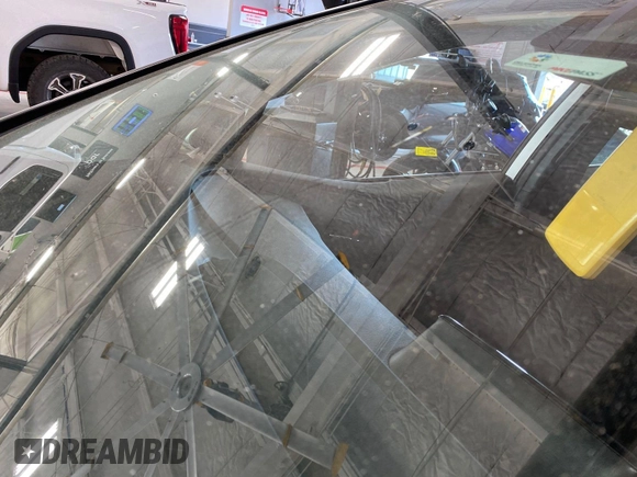 2020 Toyota Prius L Eco z VIN JTDKARFU2L3107977, wystawiony jako IAAI lot #42571708 z przebiegiem 204 781 mil mil oraz . Historia ofert i sprzedaży dostępna na DreamBid. Obrazek 3.