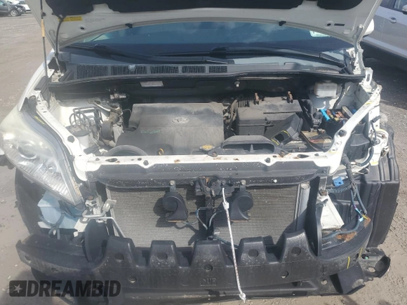2011 Toyota Sienna XLE with VIN 5TDDK3DC8BS028811, listed as a Copart auction lot 51838095 with 114,506 mi miles and Salvage Title. Bid and sale history available at DreamBid. Image 12.