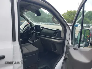 2024 Ford Transit Passenger XL with VIN 1FBAX2YG6RKA47052, listed as a IAAI auction lot 42500436 with 40,965 mi miles and . Bid and sale history available at DreamBid. Image 5.