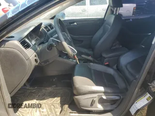 2014 Volkswagen Jetta SE with VIN 3VWD17AJ1EM366484, listed as a Copart auction lot 56331985 with 204,601 mi miles and Salvage title. Bid and sale history available at DreamBid. Image 7.
