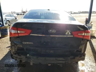 2016 Kia Cadenza z VIN KNALN4D75G5221553, wystawiony jako Copart lot #50177105 z przebiegiem 173 099 mil mil oraz Tytuł czysty. Historia ofert i sprzedaży dostępna na DreamBid. Obrazek 6.