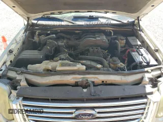 2008 Ford Explorer XLT with VIN 1FMEU63E58UA74891, listed as a Copart auction lot 70362244 with 152,101 mi miles and Clean Title. Bid and sale history available at carsss.com. Image 12.